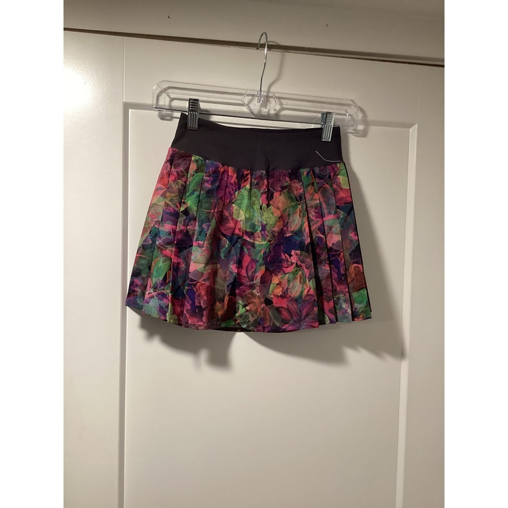 Lululemon Pace Rival Skirt Multi Color Floral Leaf Pleated Tennis Skort Size 0